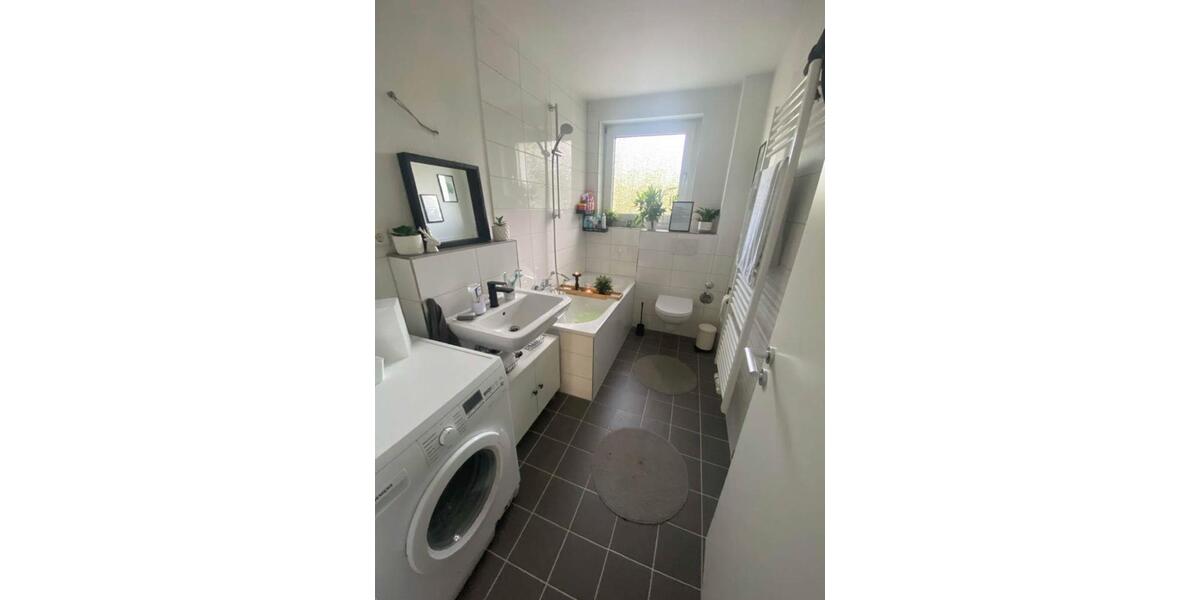 Etagenwohnung Moers Rheinkamp - 3.5 Zimmer, 70 m&sup2;, 630&euro; | Angebot:26227978