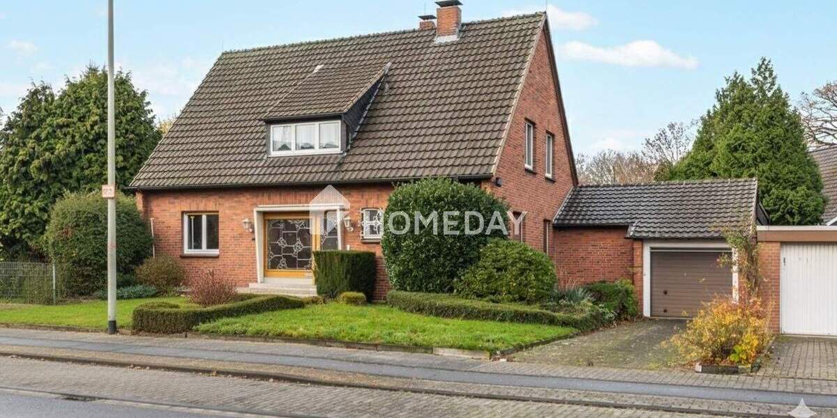 Einfamilienhaus Dinslaken Hiesfeld - 7 Zimmer, 220 m&sup2;, 499.000&euro; | Angebot:25289458