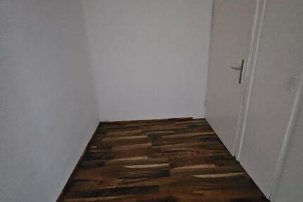 Wohnung Duisburg Mittelmeiderich - 2 Zimmer, 44 m&sup2;, 400&euro; | Angebot:26347762