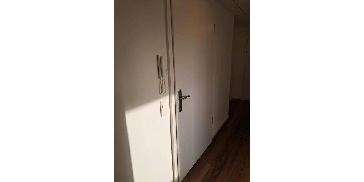 Dachgeschoßwohnung Duisburg Hamborn - 2 Zimmer, 82 m&sup2;, 650&euro; | Angebot:26562111