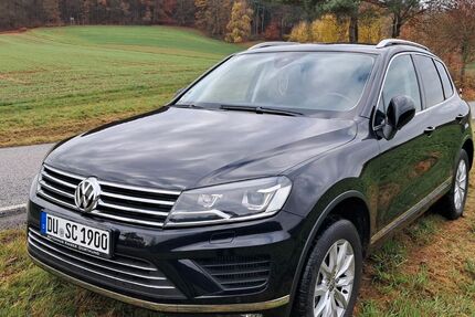 VW Touareg 159.905 km 18.700 &euro; Duisburg 47053