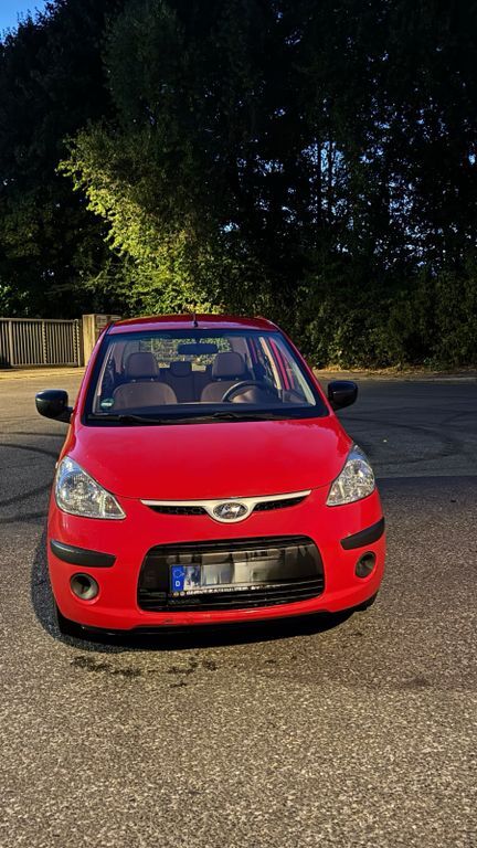 i10