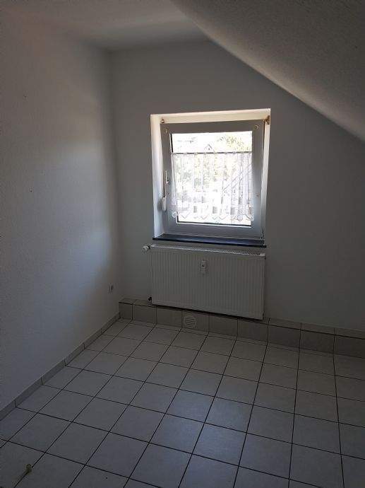 TOP!!! RENOVIERTES + TOP AUFGETEILTES + GROSSZÜGIGES DACHGESCHOSS APARTMENT in OBERHAUSEN - KLOSTERHARDT!!! 2 zimmer