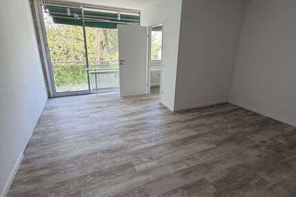Wohnung Duisburg Duisburg-Mitte - 1 Zimmer, 43 m&sup2;, 400&euro; | Angebot:26373547