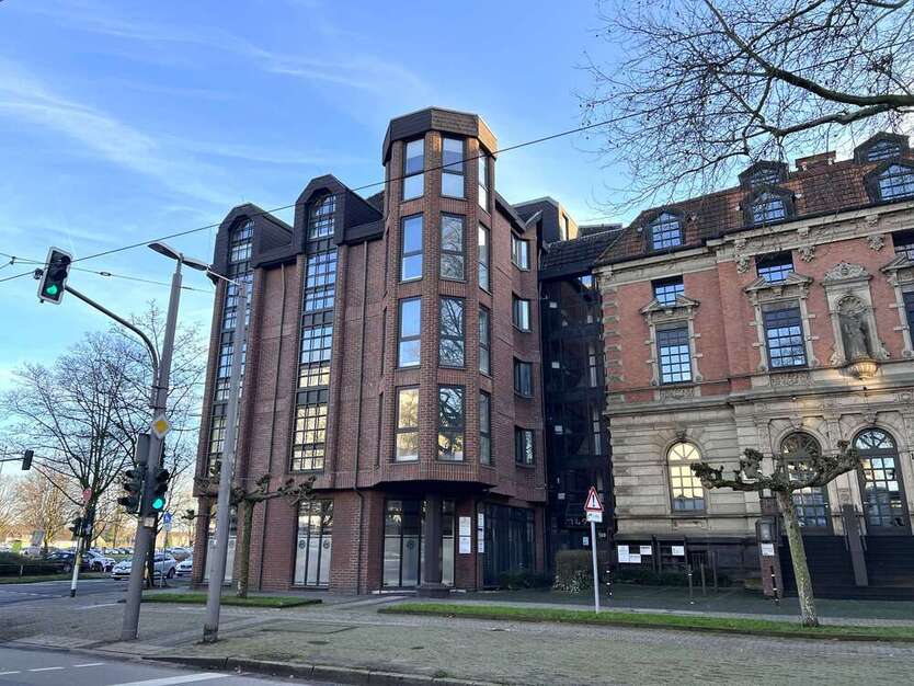 Wohnung zum Kaufen in Krefeld 498.000 € 190 m²
