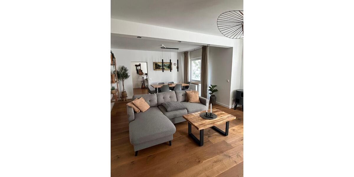Etagenwohnung Essen Stadtbezirk III - 5 Zimmer, 109 m&sup2;, 292.000&euro; | Angebot:25649533