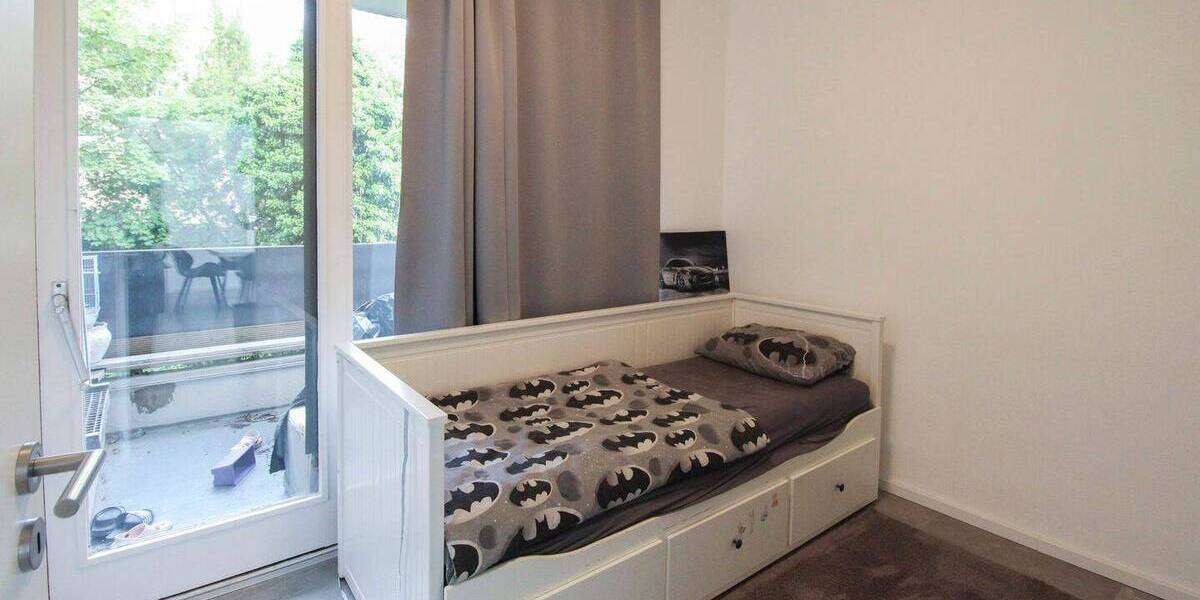 Etagenwohnung Düsseldorf Eller - 4 Zimmer, 90 m&sup2;, 395.000&euro; | Angebot:26852427