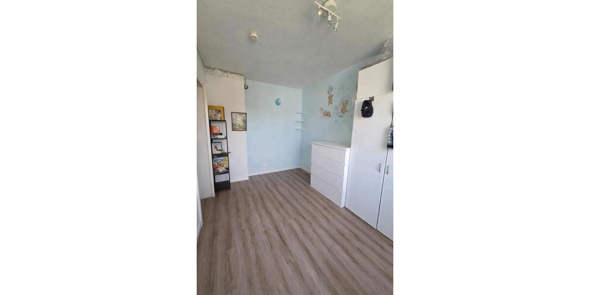 Etagenwohnung Duisburg Rheinhausen - 3 Zimmer, 74 m&sup2;, 179.000&euro; | Angebot:26946330