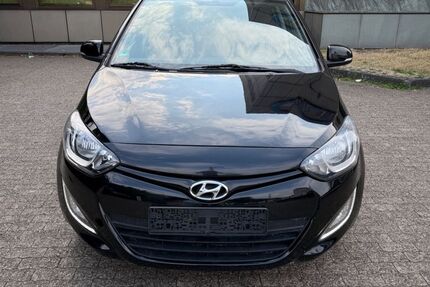 Hyundai i20 148.000 km 5.990 € Duisburg 47058