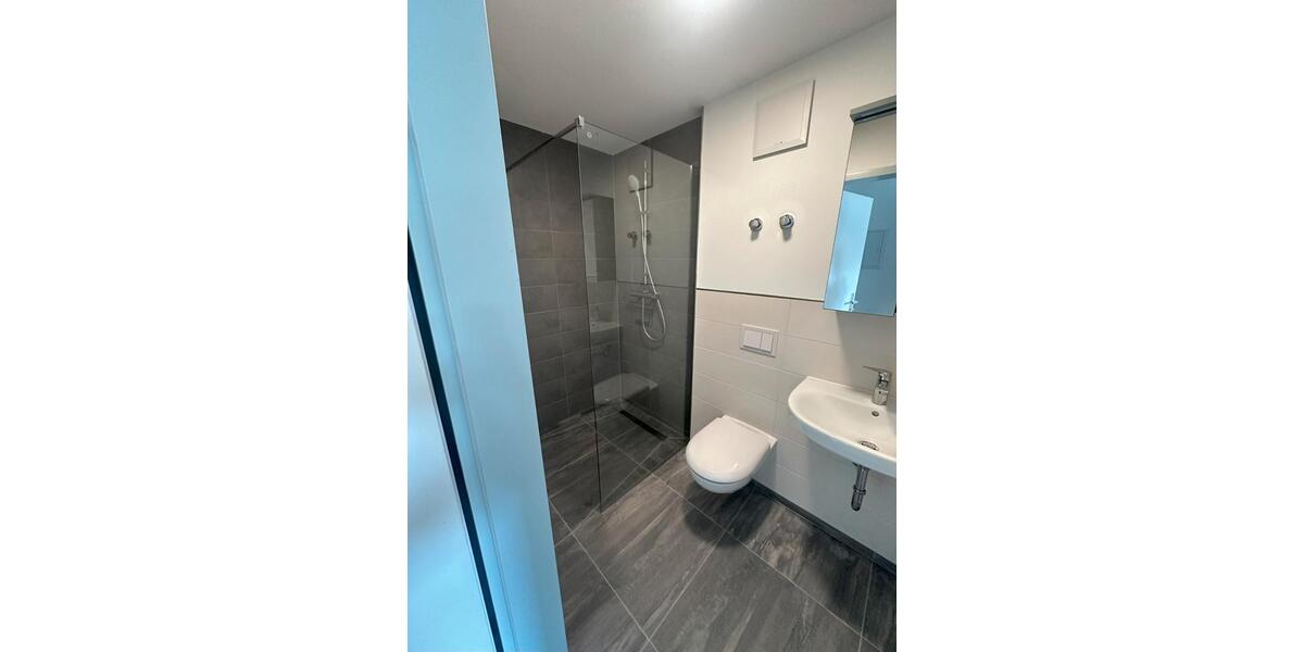 Etagenwohnung Essen Stadtbezirk VI - 1 Zimmer, 17 m&sup2;, 600&euro; | Angebot:26443467