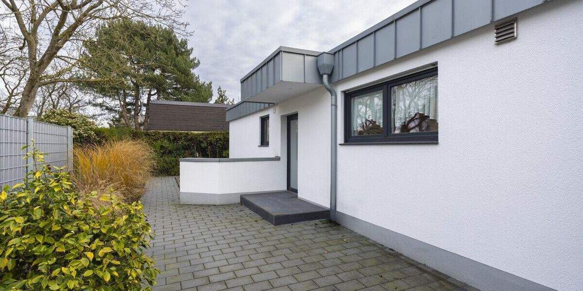 Bungalow Meerbusch Strümp - 7 Zimmer, 219 m&sup2;, 1.390.000&euro; | Angebot:24426528