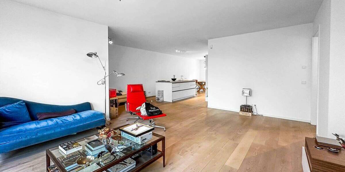 Etagenwohnung Düsseldorf Friedrichstadt - 4 Zimmer, 147 m&sup2;, 3.000&euro; | Angebot:26788242