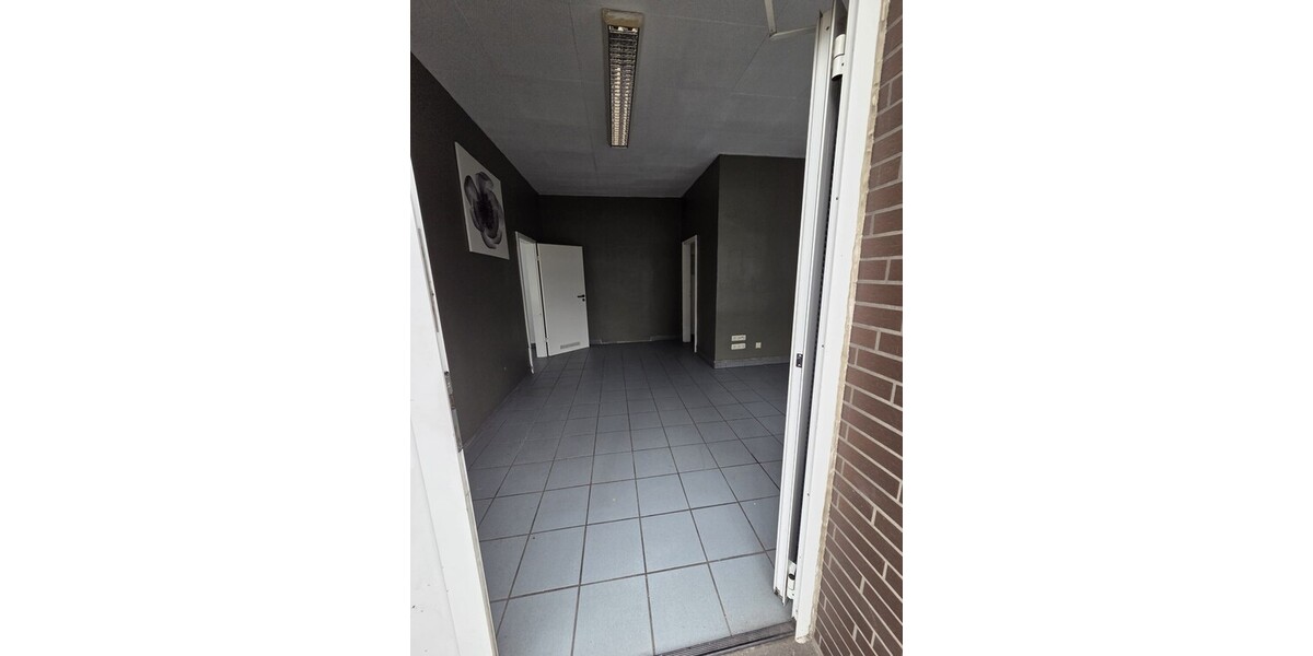 Zentral gelegenes Ladenlokal in Herne – beste Sichtlage an der Hauptstraße - Gewerbeobjekt Herne Eickel | Angebot:25131590