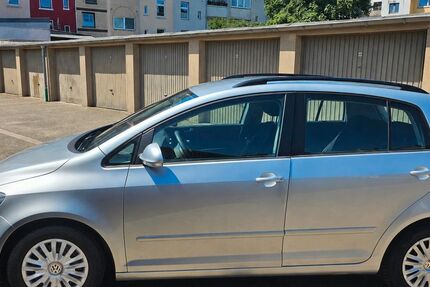VW Golf Plus 135.115 km 4.900 &euro; Duisburg 47053