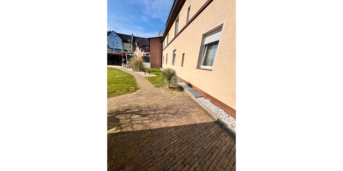 Mehrfamilienhaus, Wohnhaus Gelsenkirchen Ückendorf - 25 Zimmer, 432 m&sup2;, 499.000&euro; | Angebot:25367033