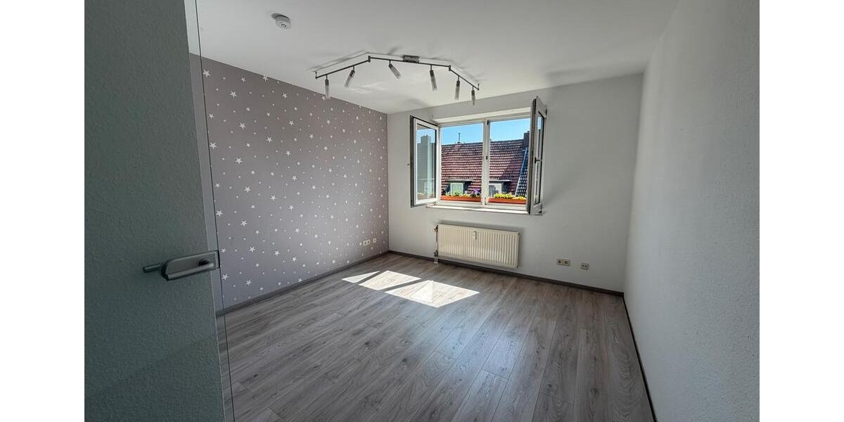 Etagenwohnung Düsseldorf Oberbilk - 2 Zimmer, 53 m&sup2;, 275.000&euro; | Angebot:27157762