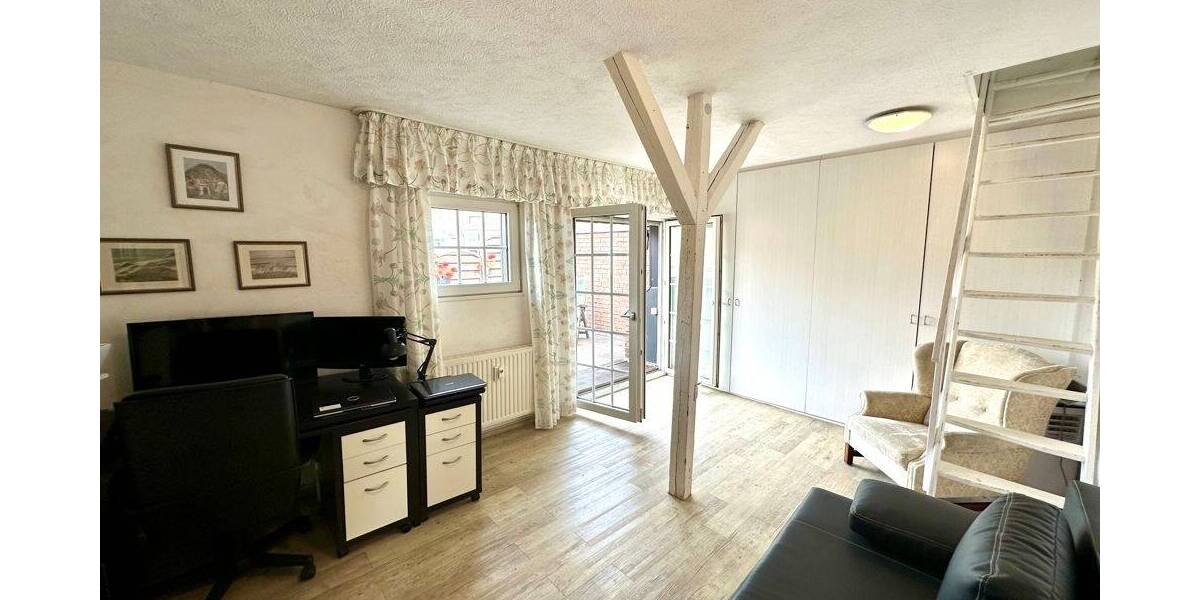 Modernisiertes Zweifamilienhaus mit großer Eigentümerwohnung in Alt-Hamborn! 6 zimmer