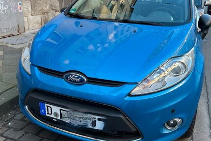 Ford Fiesta 70.100 km 4.800 € Düsseldorf 40235