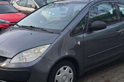 Mitsubishi Colt 248.256 km 949 € Essen 45329