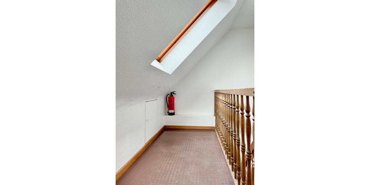 Dachgeschoßwohnung Düsseldorf Stadtbezirk 3 - 1 Zimmer, 45 m&sup2;, 530&euro; | Angebot:24982486