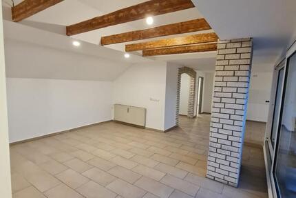 Wohnung Duisburg Hamborn - 3 Zimmer, 93 m&sup2;, 950&euro; | Angebot:24612577