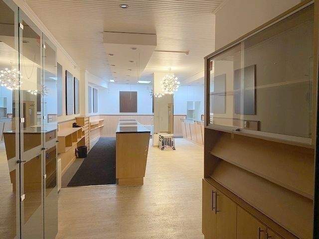 Gewerbeobjekt Düsseldorf Pempelfort - 3 Zimmer, 2.200&euro; | Angebot:26391390