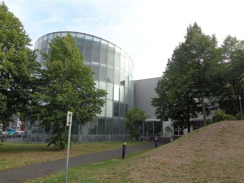 Büro in Duisburg 1.181,45 € 158.63 m²