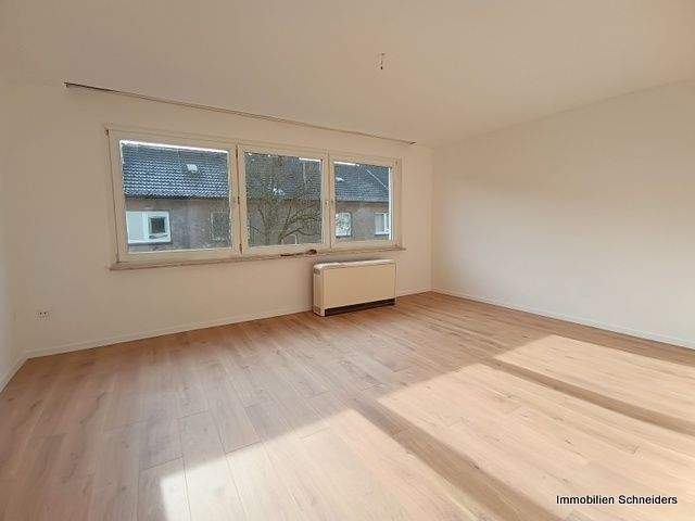 Etagenwohnung Duisburg Untermeiderich - 2 Zimmer, 61 m&sup2;, 500&euro; | Angebot:26359037