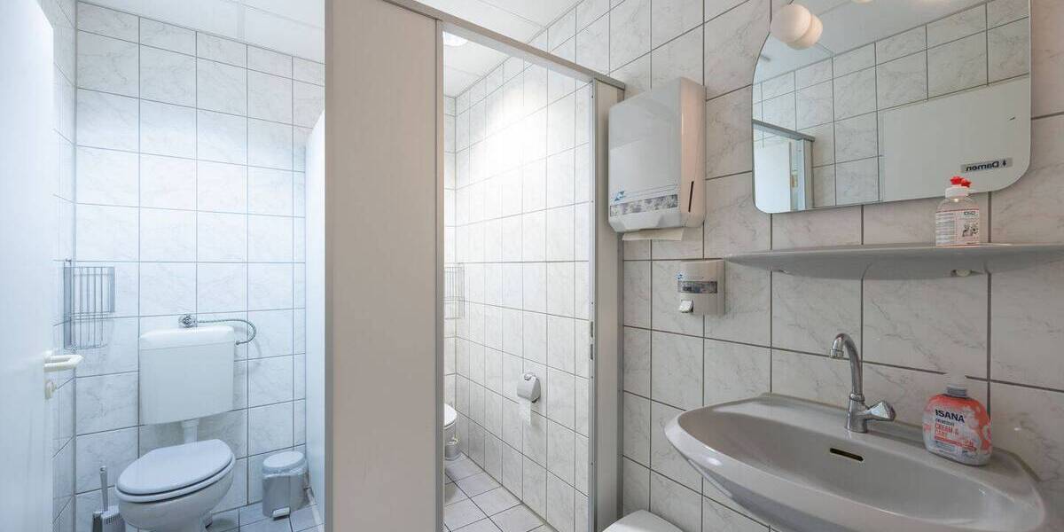 Mehrfamilienhaus, Wohnhaus Moers Kapellen-Mitte - 1 Zimmer, 220 m&sup2;, 699.000&euro; | Angebot:21701253