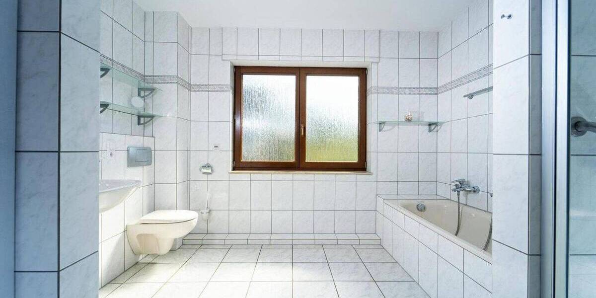 Doppelhaushälfte Ratingen Lintorf - 4 Zimmer, 119 m&sup2;, 1.800&euro; | Angebot:26763651