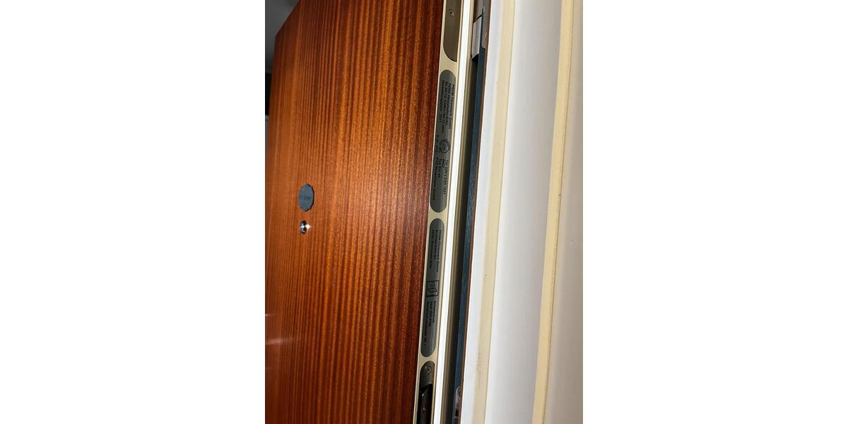 Etagenwohnung Neuss - 3 Zimmer, 82 m&sup2;, 258.000&euro; | Angebot:26902565