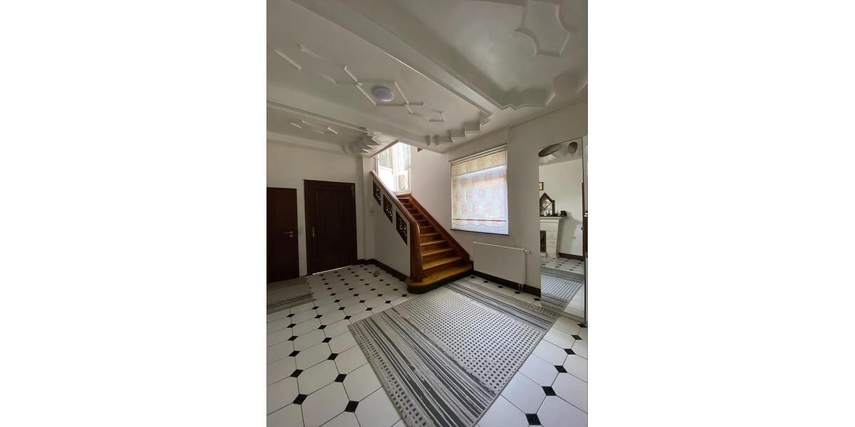 Einfamilienhaus Duisburg Hamborn - 5 Zimmer, 250 m&sup2;, 450.000&euro; | Angebot:27281446