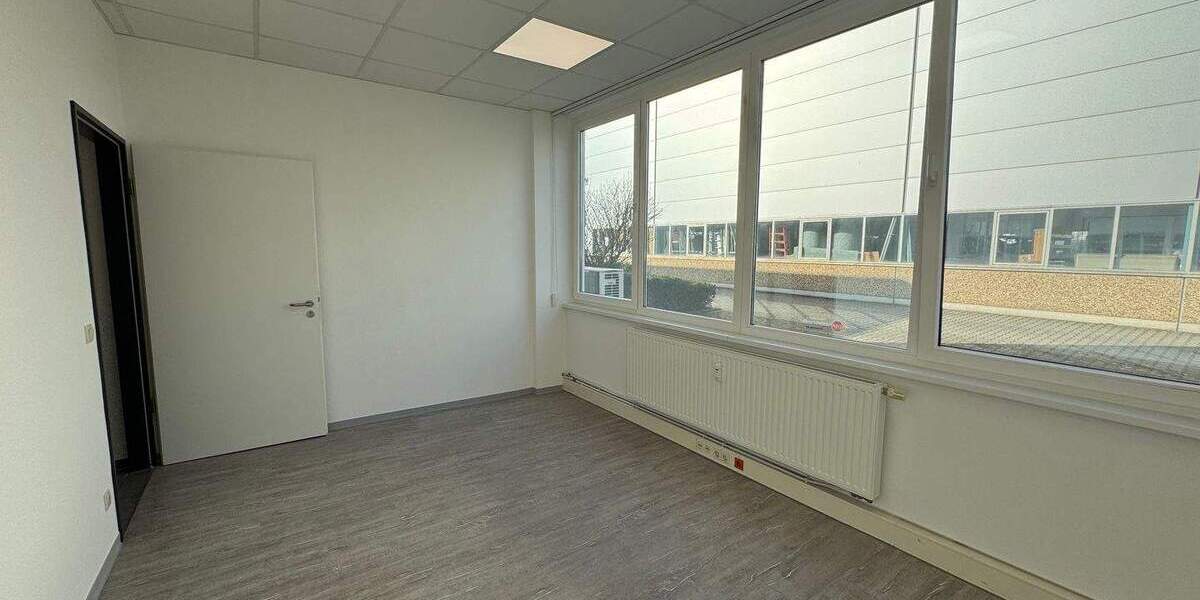Gewerbeobjekt Willich Münchheide - 7 Zimmer, 246 m&sup2;, 2.460&euro; | Angebot:24789280