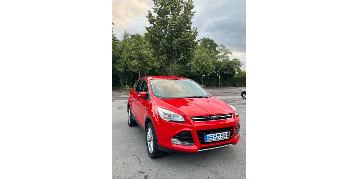 Ford Kuga 156.000 km 8.500 &euro; Duisburg 47228