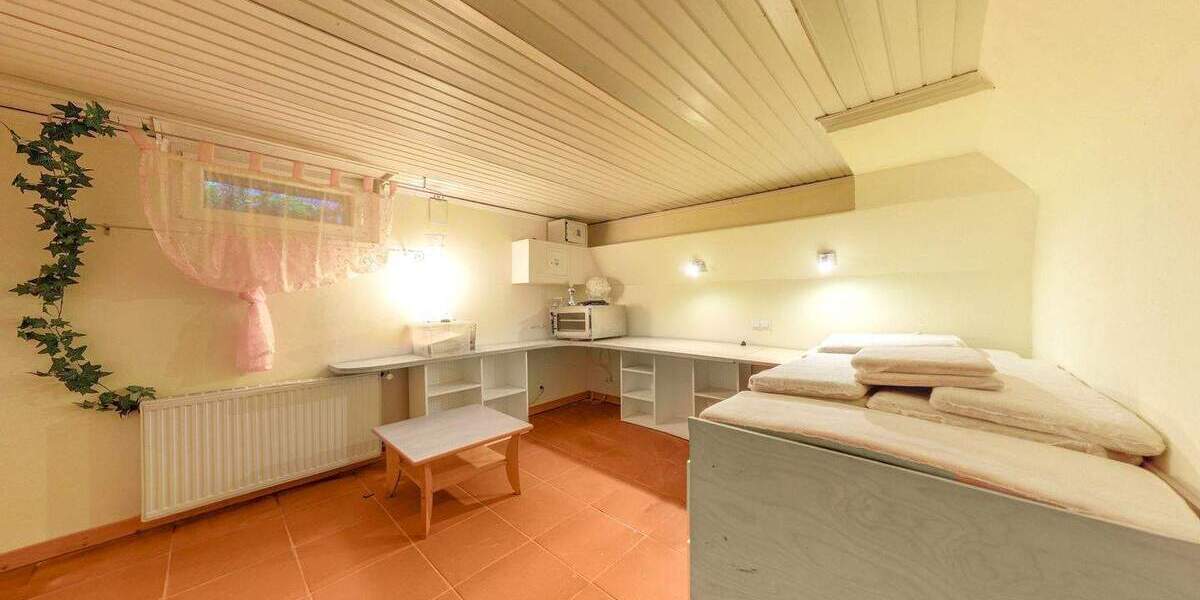 Mehrfamilienhaus, Wohnhaus Ratingen Homberg - 8 Zimmer, 220 m&sup2;, 990.000&euro; | Angebot:24825897