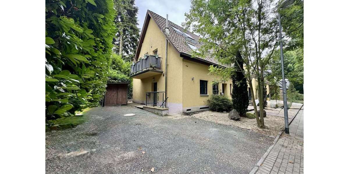 Etagenwohnung Neuss Furth-Mitte - 4 Zimmer, 136 m&sup2;, 1.850&euro; | Angebot:27056708
