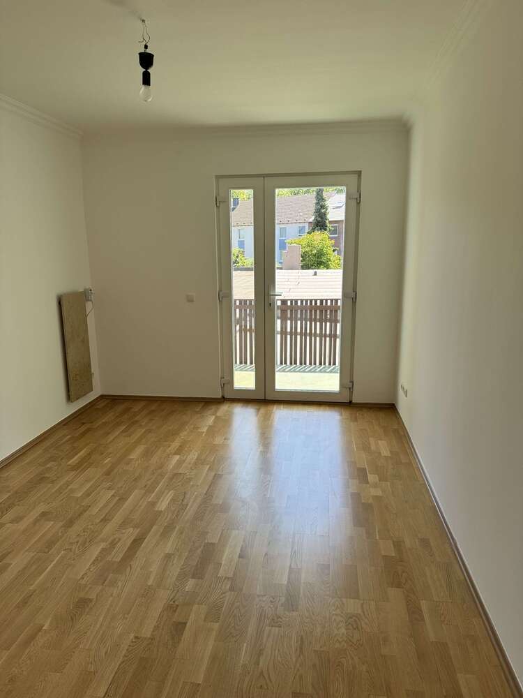 Wohnung zum Mieten in Neuss 395 € 31 m²