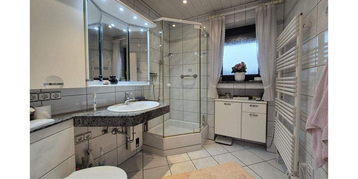 Reihenendhaus Meerbusch Osterath - 4 Zimmer, 107 m&sup2;, 425.000&euro; | Angebot:24050077