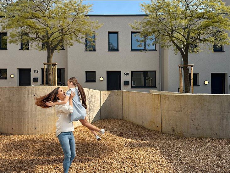 Reihenhaus Düsseldorf Flingern Süd - 4 Zimmer, 101 m&sup2;, 2.100&euro; | Angebot:26195897