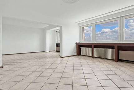 Wohnung Duisburg Duisburg-Mitte - 3 Zimmer, 100 m&sup2;, 195.000&euro; | Angebot:26637879