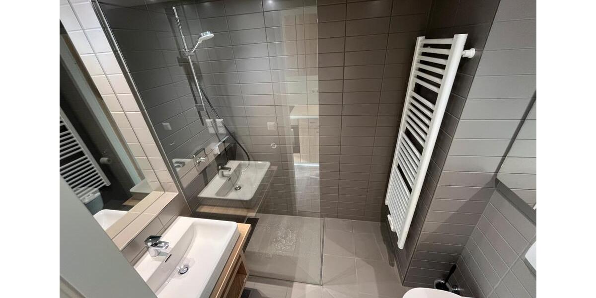 Etagenwohnung Essen Stadtkern - 1 Zimmer, 19 m&sup2;, 445&euro; | Angebot:25433407