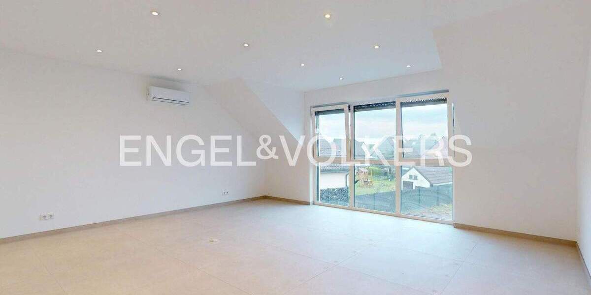 Reihenendhaus Kamp-Lintfort Niersenbruch - 4 Zimmer, 173 m&sup2;, 2.300&euro; | Angebot:25803175