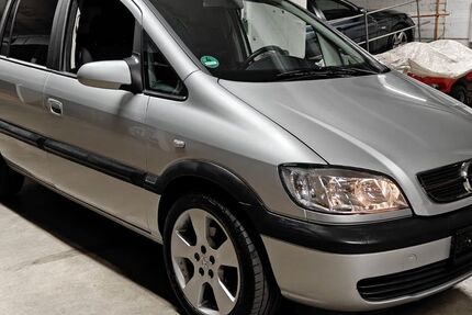 Opel Zafira 154.213 km 3.790 &euro; NEUSS 41462