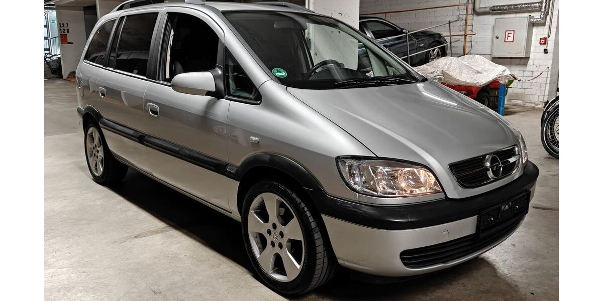 Opel Zafira 154.213 km 3.790 &euro; NEUSS 41462