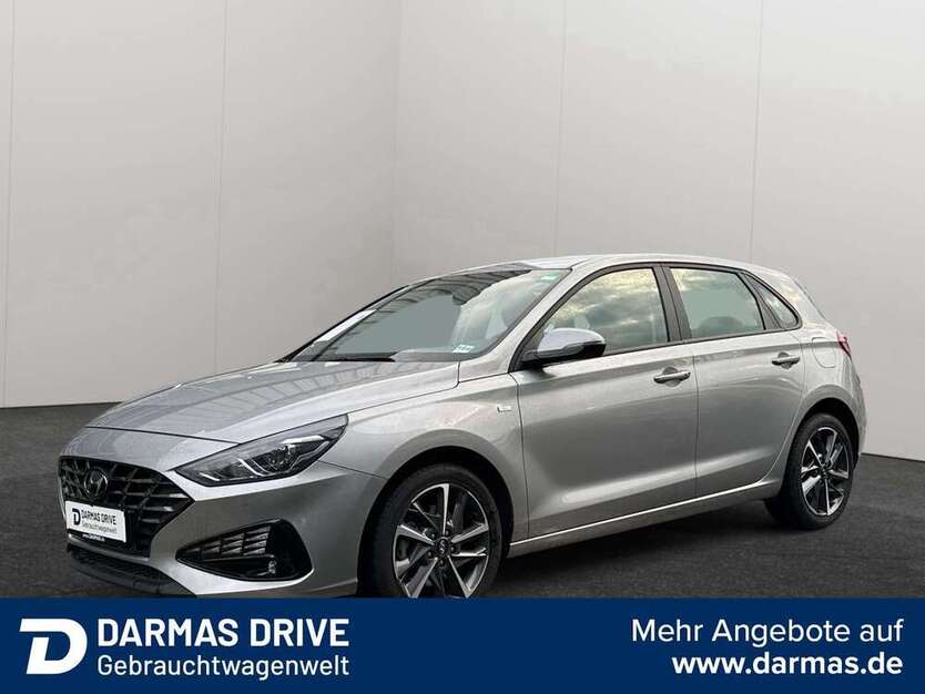 i30