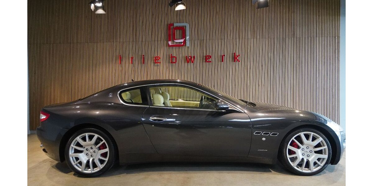 Maserati Granturismo 48.000 km 47.941 &euro; Duisburg 47228