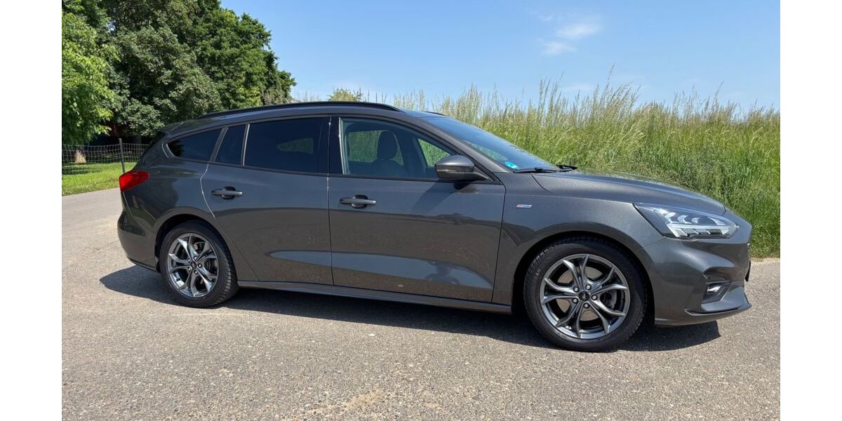 Ford Focus 75.000 km 14.000 &euro; Kaarst 41564