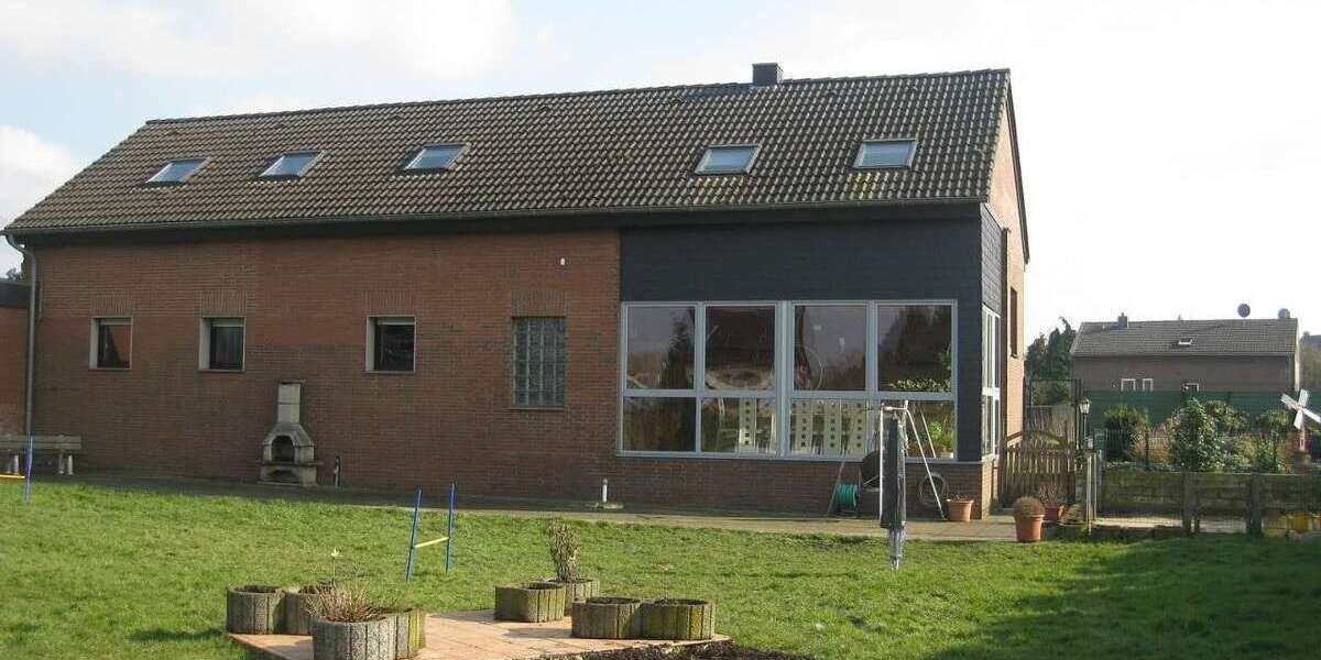 Einfamilienhaus Krefeld Hüls - 7 Zimmer, 219 m&sup2;, 679.000&euro; | Angebot:26357775