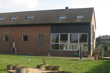 Haus Krefeld Hüls - 7 Zimmer, 219 m&sup2;, 679.000&euro; | Angebot:26357775