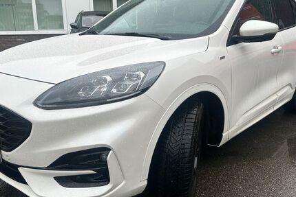 Ford Kuga 151.000 km 16.680 &euro; Düsseldorf 40549